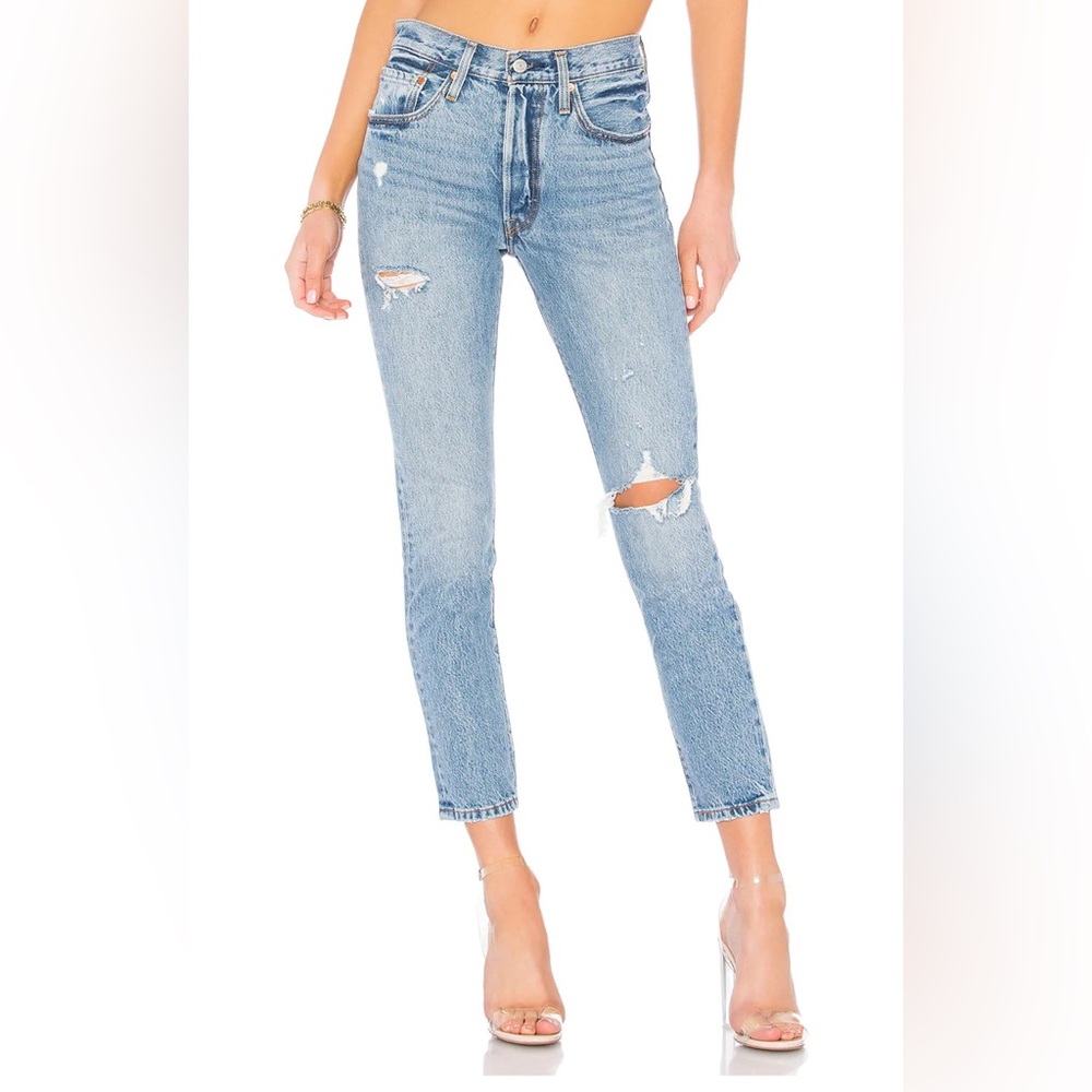 Levi’s 501 Skinny in Can’t Touch This